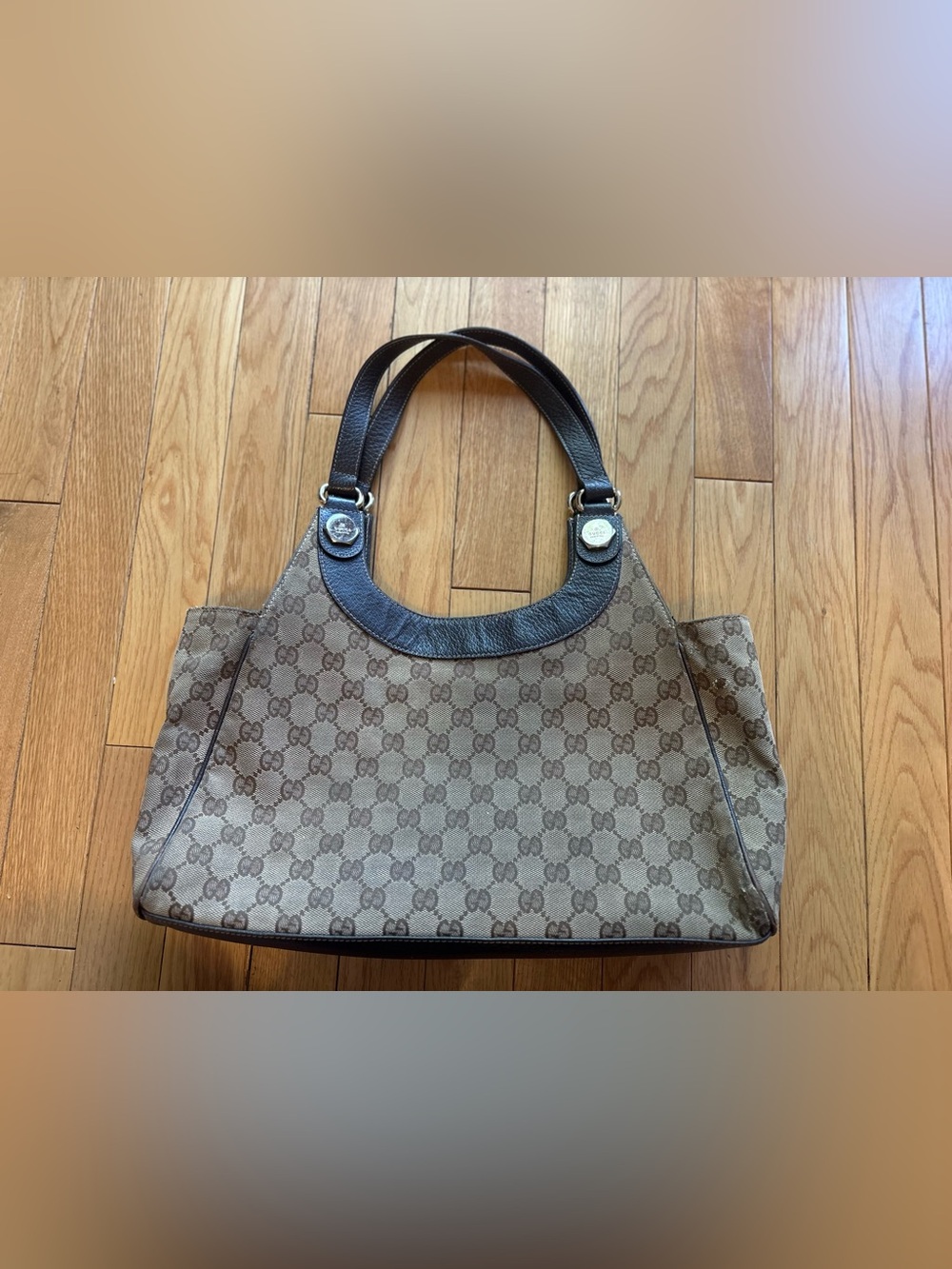 Vintage Gucci GG Canvas Abbey Medium Hobo | Y2K Chic